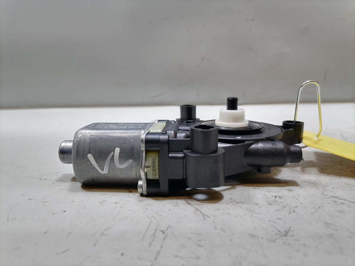 VW Golf 8 original Fensterhebermotor vorn links Bj.2024